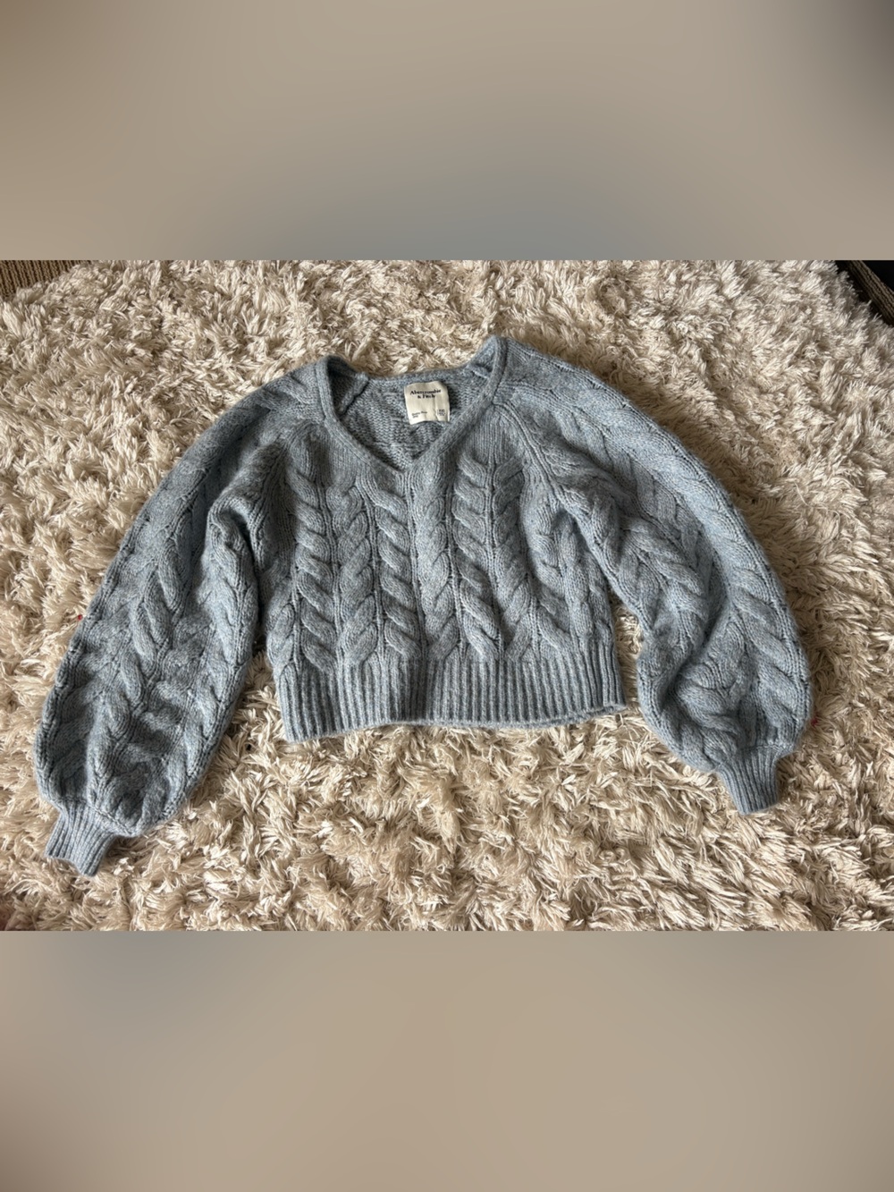 Abercrombie & Fitch Light Blue Gray Cable-Knit V-Neck Sweater